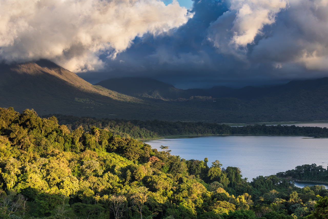 Photographing Arenal
