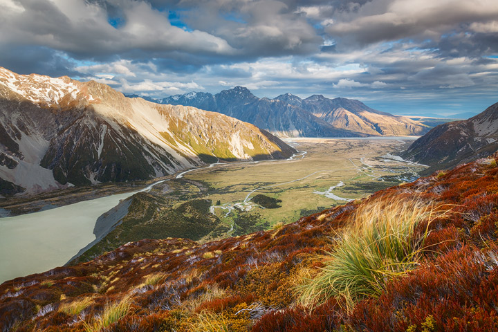 Magnificent view from the Sealy Tarns towards a wide valley below